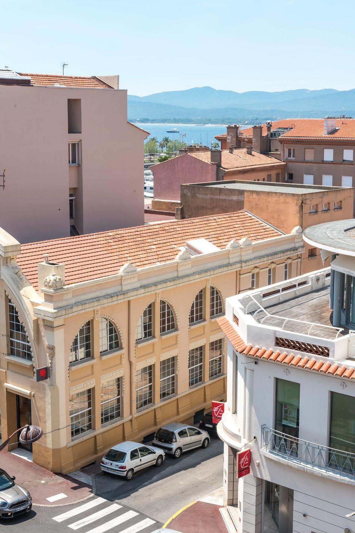 Hotel Le 21 Saint-Raphaël Exteriör bild