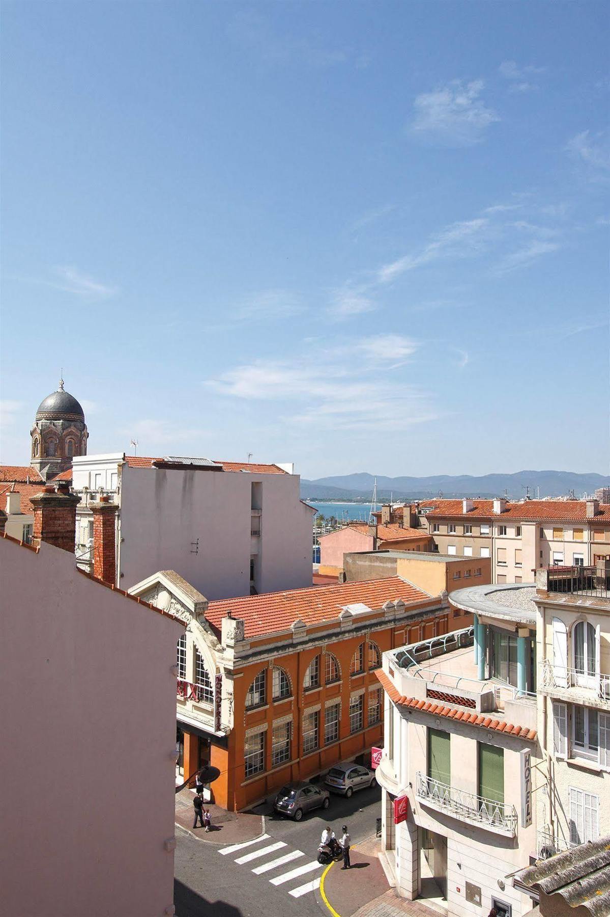 Hotel Le 21 Saint-Raphaël Exteriör bild